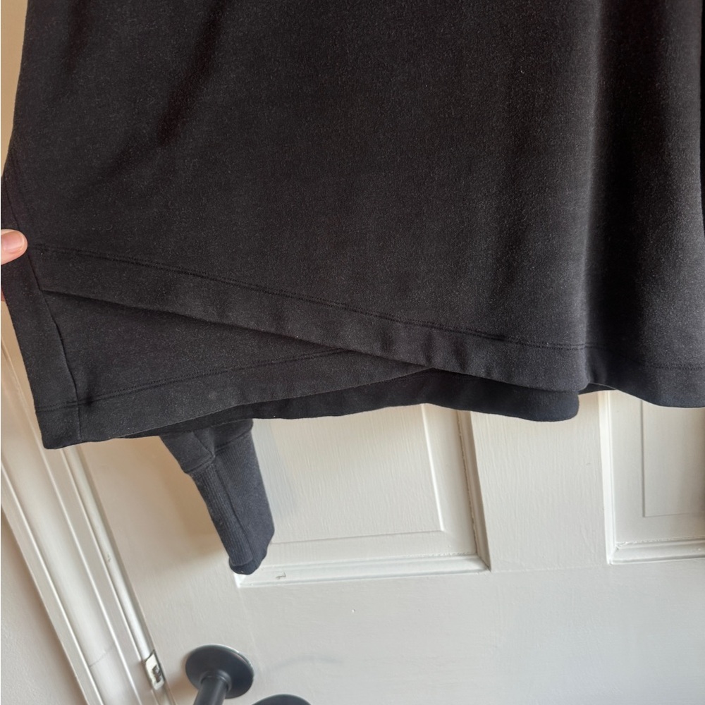 Athleta Black Cropped Sweatshirt Pullover | Size M | Soft Cozy - Picture 6 of 8
